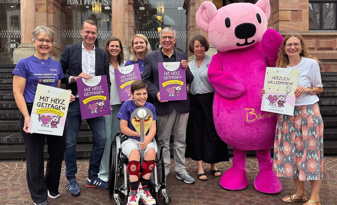 Engelsfackel macht in Wiesbaden auf Kinderhospizarbeit aufmerksam