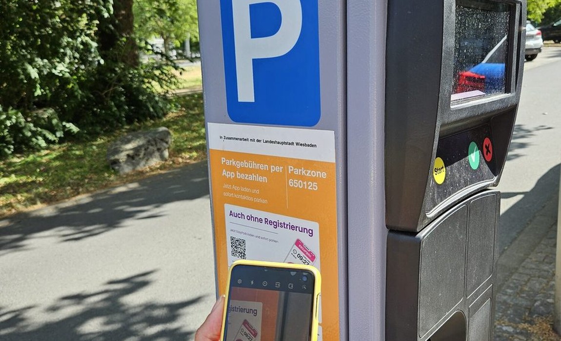 Handyparken deckt rund 33 Prozent der Parkvorgänge in Wiesbaden ab Handyparken deckt rund 33 Prozent der Parkvorgänge in Wiesbaden ab