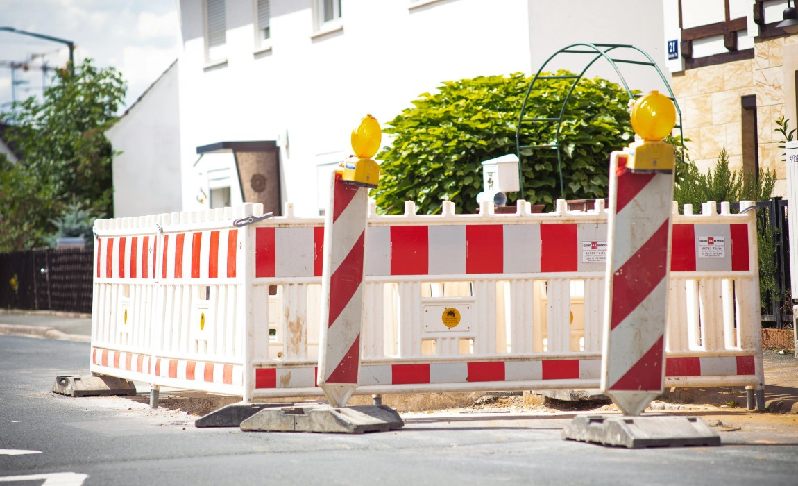 Kanalarbeiten in Walluf: Ampelregelung und Vollsperrung auf der Hauptstraße angekündigt Kanalarbeiten in Walluf: Ampelregelung und Vollsperrung auf der Hauptstraße angekündigt