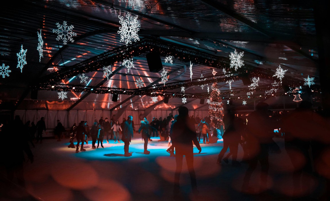 Letzte Eis-Disco 2025 auf der Henkell-Kunsteisbahn angekündigt Letzte Eis-Disco 2025 auf der Henkell-Kunsteisbahn angekündigt