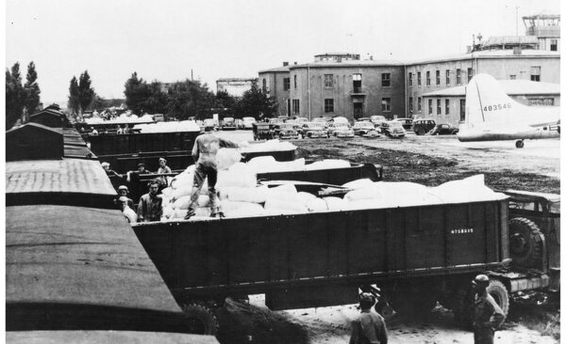 Wiesbadener Foto der Luftbrücke wird Teil der Bonner Dauerausstellung